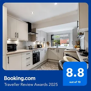  Holiday home Luxury Centre With Free Parking
