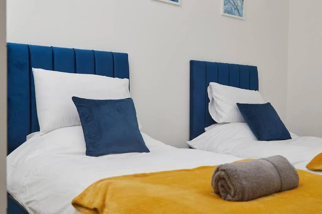アパート Sleeps 5 - City Work & Family Stays - Free Wifi リーズ